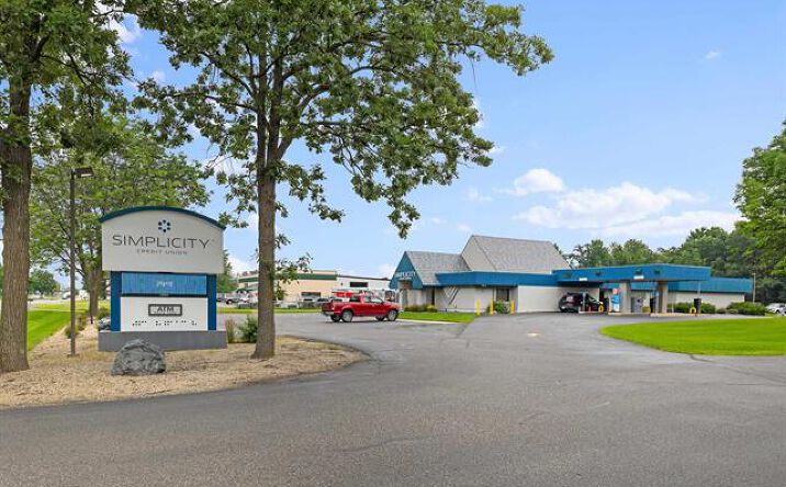 Pictures of Retail, Office, Mixed Use property located at 3101 Hoover Rd, Stevens Point, WI 54481 for sales - image #1