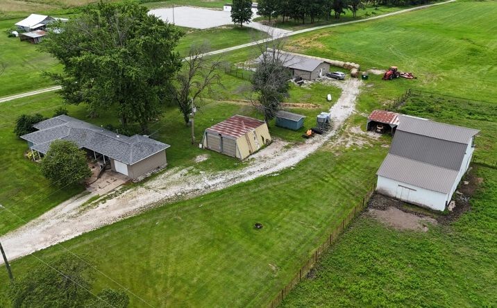 Pictures of Retail, Land property located at 18094 State Route B, Memphis, MO 63555 for sales - image #1