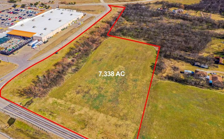 Pictures of Land property located at TBD 7.38 Acres I-45 Frontage Freeway, Corsicana, TX 75108 for sales - image #1