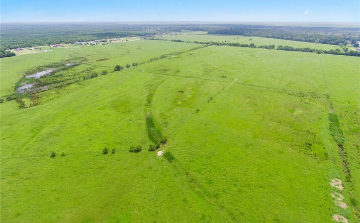 Pictures of Land property located at 2467 LA 306 Highway, Des Allemands, LA 70030 for sales - image #1