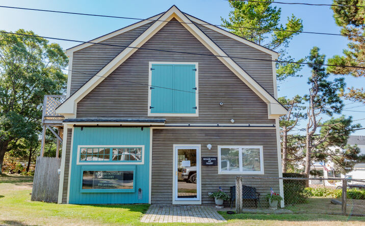 Pictures of Retail property located at 15 Epps St, Portland, ME 04108 for sales - image #1