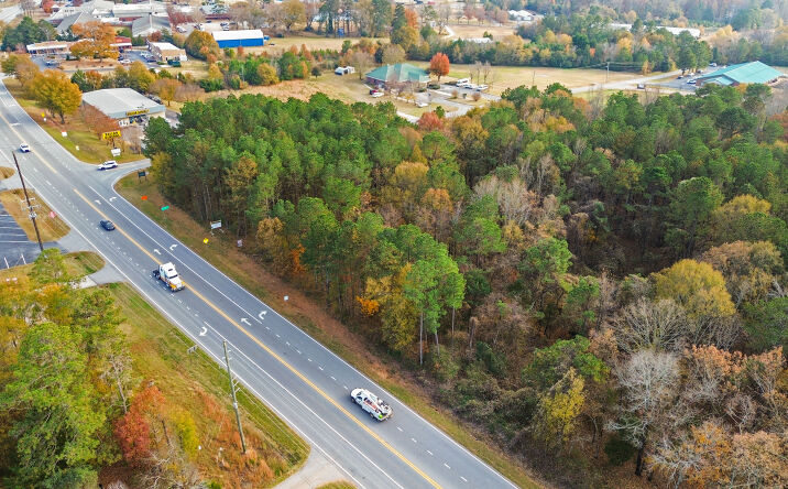 Pictures of Land property located at 0 Oglethorpe Dr, Crawford, GA 30630 for sales - image #1
