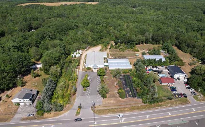 Pictures of Retail, Industrial property located at 670 Alfred St, Arundel, ME 04046 for sales - image #1