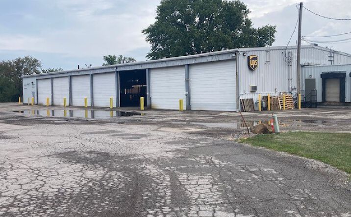 Pictures of Industrial property located at 246 Warden Avenue, Elyria, OH 44035 for sales - image #1