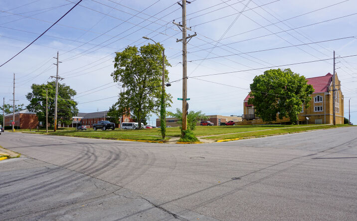 Pictures of Land property located at 303 E 7th St, Rolla, MO 65401 for sales - image #1