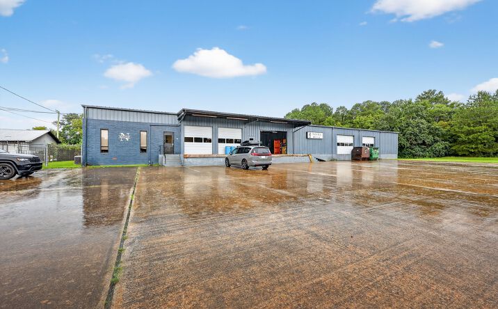 Pictures of Industrial property located at 305 W Crump St, Goldsboro, NC 27530 for sales - image #1