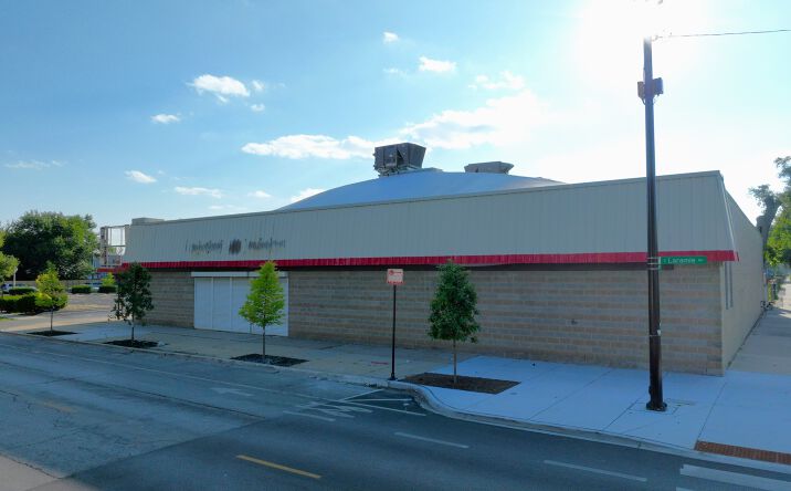 Pictures of Retail property located at 106 S Laramie Ave, Chicago, IL 60644 for sales - image #1