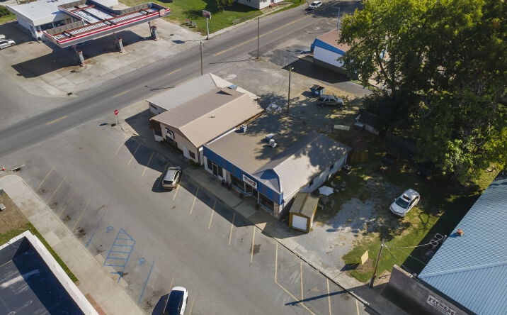 Pictures of Business for Sale, Retail property located at 25 Tywappity St, Benton, MO 63736 for sales - image #1