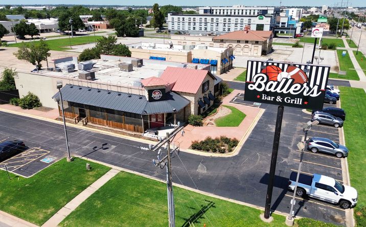 Pictures of Retail property located at 2037 S Meridian Ave, Oklahoma City, OK 73108 for sales - image #1