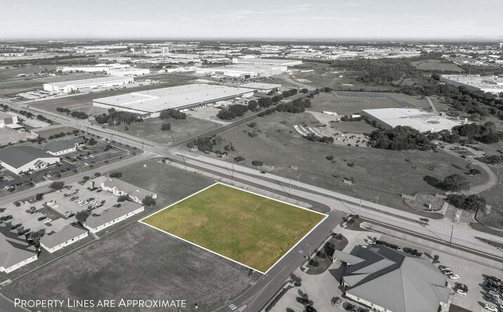 Pictures of Office, Land property located at 2401 Ambassador Dr, Waco, TX 76712 for sales - image #1