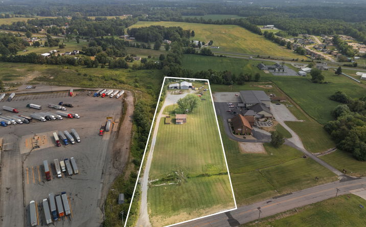 Pictures of Land property located at 13517 Blue Lick Rd, Memphis, IN 47143 for sales - image #1