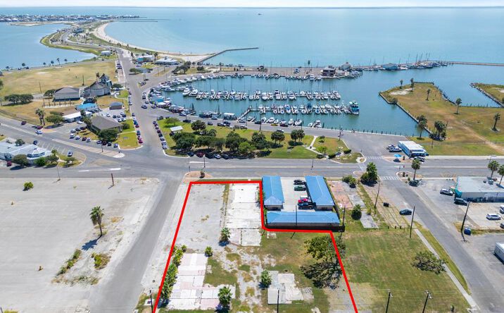 Pictures of Mixed Use property located at 1001 East Concho Street, Rockport, TX 78382 for sales - image #1