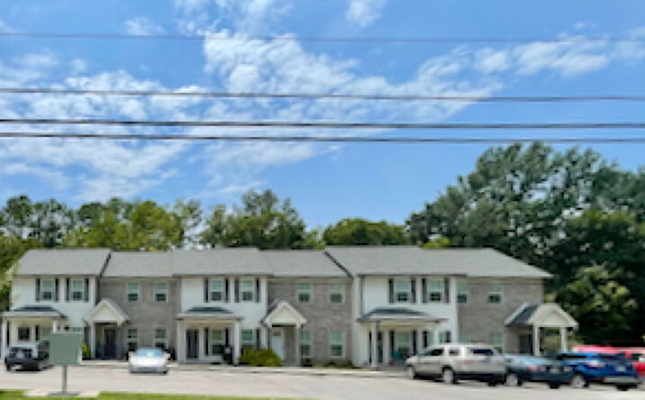 Pictures of Multifamily property located at 401 Caldwell Dr, Columbia, TN 38401 for sales - image #1