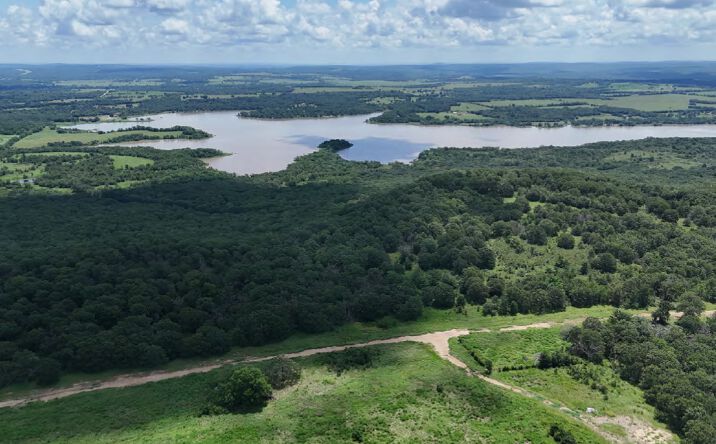 Pictures of Land property located at New Lake Rd, Henryetta, OK 74437 for sales - image #1