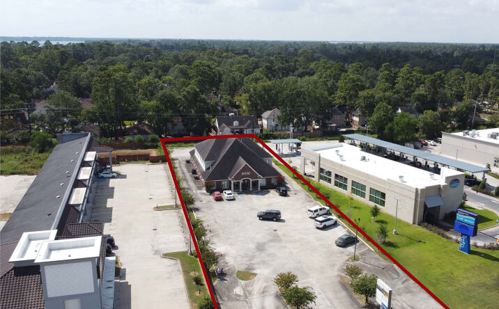 Pictures of Office property located at 8530 Farm to Market 1960 Rd E, Humble, TX 77346 for sales - image #1