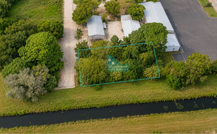Pictures of Industrial property located at 3400 Dale Place, Fort Pierce, FL 34947 for sales - image #1