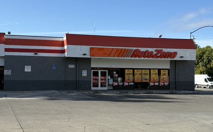 Pictures of Retail property located at 420 9th St, Marysville, CA 95901 for sales - image #1