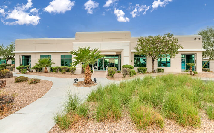 Pictures of Office property located at 7371 Prairie Falcon Rd., las vegas, NV 89128 for sales - image #1
