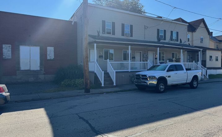 Pictures of Multifamily property located at 609 Allegheny Ave, Glassport, PA 15045 for sales - image #1