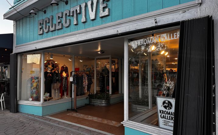 Pictures of Retail property located at 705 Lake Ave, Lake Worth Beach, FL 33460 for sales - image #1