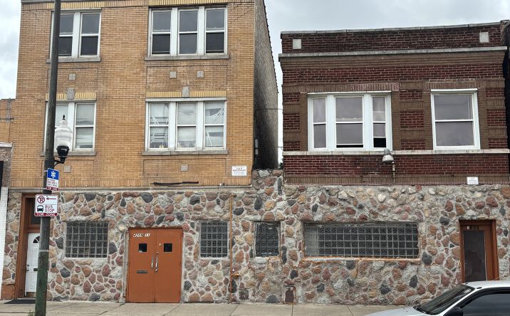 Pictures of Multifamily property located at 4209 W Cermak Road, Chicago, IL 60623 for sales - image #1