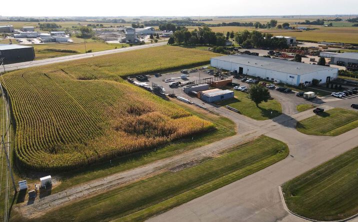 Pictures of Industrial property located at 827 W Progress Dr, Dixon, IL 61021 for sales - image #1