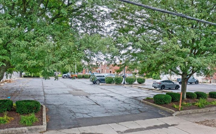 Pictures of Special Purpose property located at 8 Public Square, Galion, OH 44833 for sales - image #1