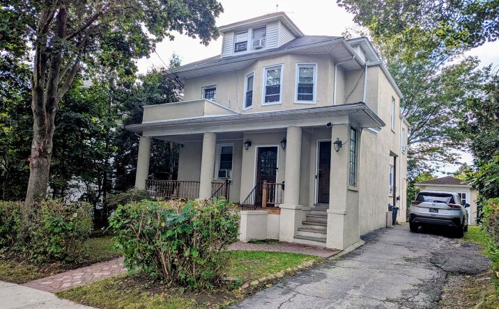 image of property at 66 VANDERBILT AVE Staten Island NY 10304-2606