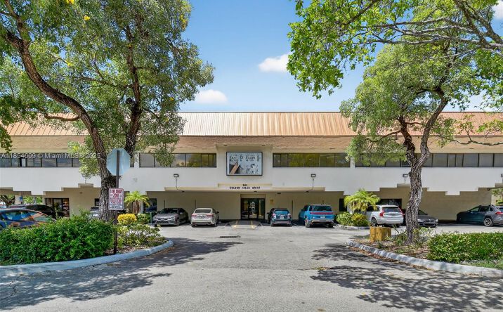 Pictures of Business for Sale, Retail, Office property located at 501 Golden Isles Dr #204C, Hallandale Beach, FL 33009 for sales - image #1