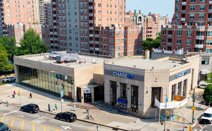 Pictures of Retail property located at 1002 Brighton Beach Ave, Brooklyn, NY 11235 for sales - image #1