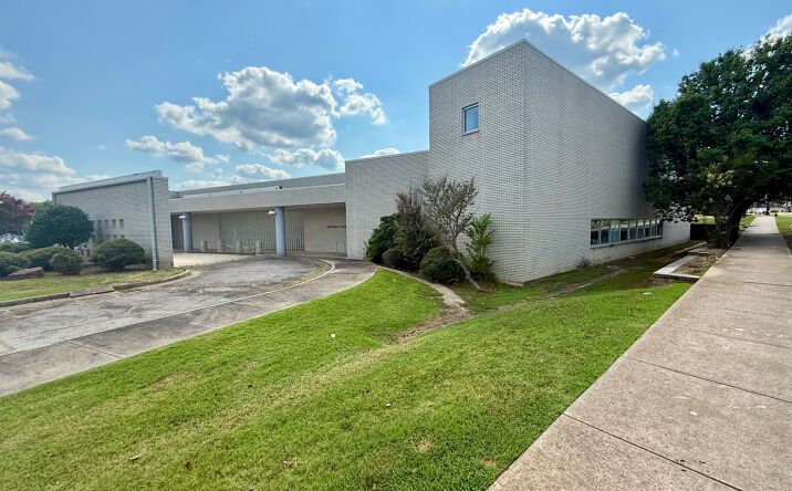 Pictures of Office property located at 1000-1014 Clarksville St. + 1001 E. Austin St., Paris, TX 75460 for sales - image #1
