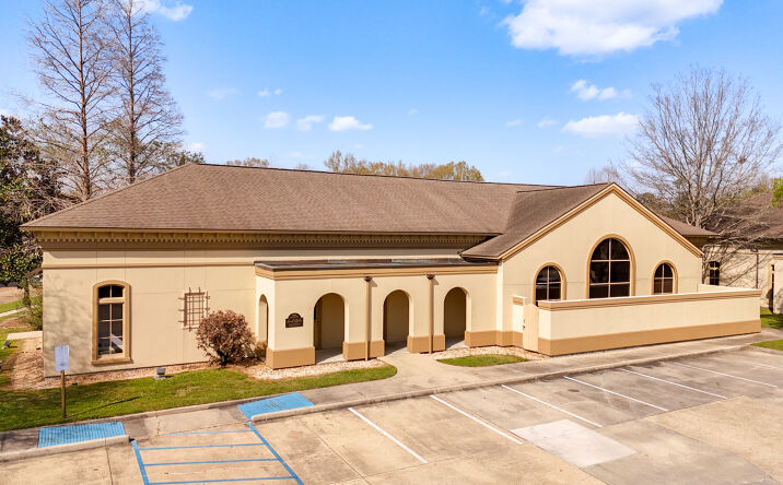 Pictures of Office property located at 5015 Bluebonnet Blvd, Baton Rouge, LA 70809 for sales - image #1