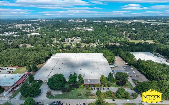 Pictures of Industrial property located at 2375 Murphy Blvd, Gainesville, GA 30504 for sales - image #1