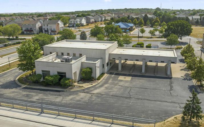 Pictures of Retail, Office property located at 495 N Weber Rd, Romeoville, IL 60544 for sales - image #1