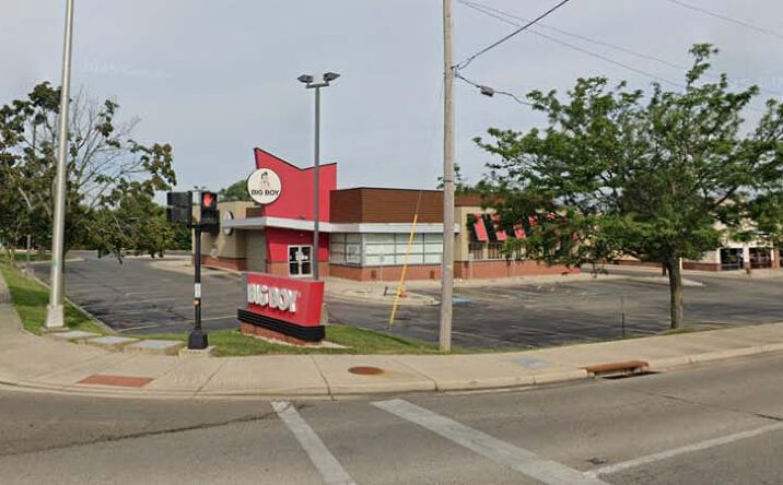 Pictures of Retail property located at 2861 Wilmington Pike, Dayton, OH 45419 for sales - image #1