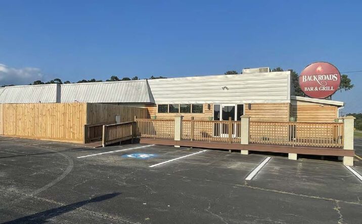 Pictures of Retail, Self Storage property located at 16092 W Colonial Trail Hwy, Crewe, VA 23930 for sales - image #1