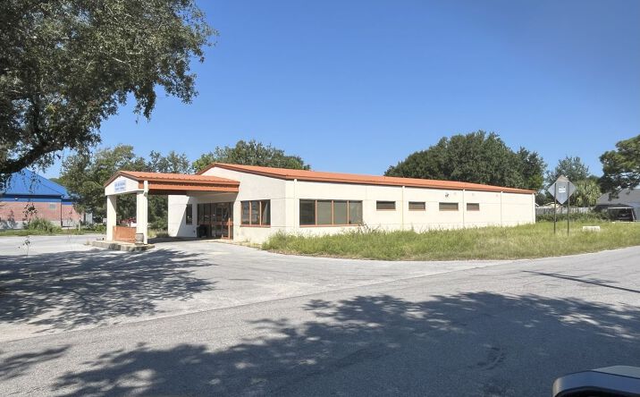 Pictures of Office property located at 1395 El Rito Dr, Gulf Breeze, FL 32563 for sales - image #1