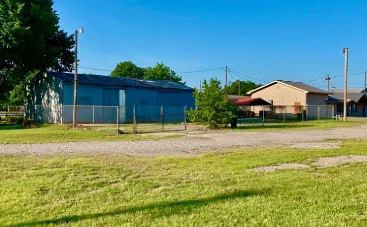 Pictures of Mixed Use, Industrial property located at 711 N Steele Avenue, Cushing, OK 74023 for sales - image #1