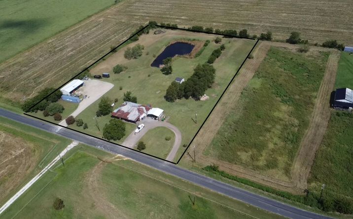 Pictures of Land property located at 4339 Southmayd Rd, Whitesboro, TX 76273 for sales - image #1
