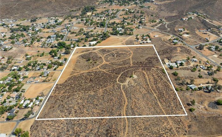 Pictures of Land, Mixed Use, Mobile Home Park, Multifamily property located at 34104005 Off Goetz Dr & Palm Dr, Menifee, CA 92587 for sales - image #1