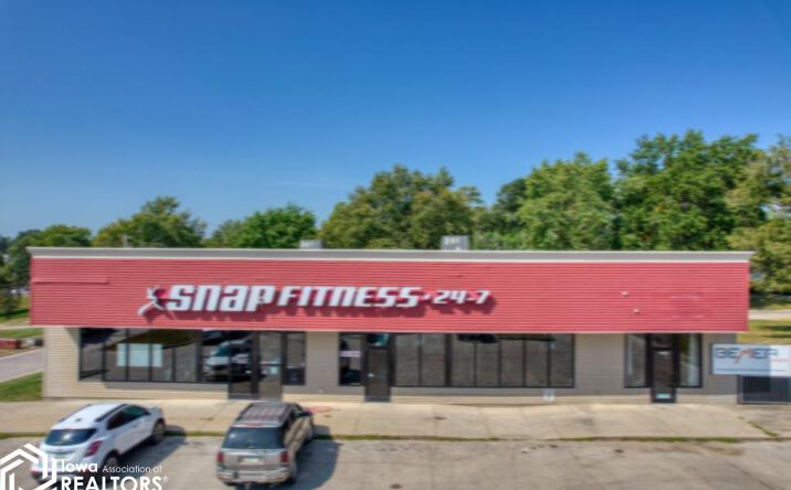 Pictures of Office, Retail property located at 708 N 18Th Street, Centerville, IA 52544 for sales - image #1
