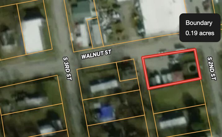 Pictures of Multifamily property located at 201 W Walnut St, Thayer, MO 65791 for sales - image #1