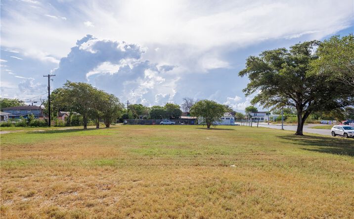 Pictures of Industrial property located at 0 Western Ave, Robstown, TX 78380 for sales - image #1