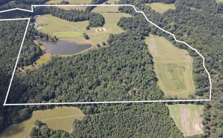 Pictures of Land property located at 916 Lee Rd 0023, Auburn, AL 36830 for sales - image #1