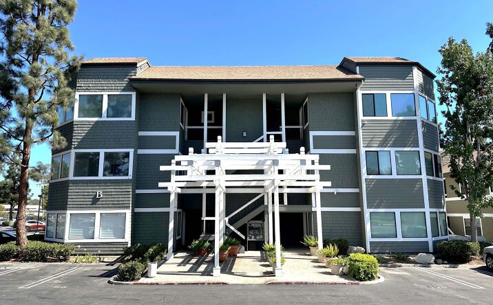Pictures of Office property located at 2900 Bristol St, Costa Mesa, CA 92626 for sales - image #1