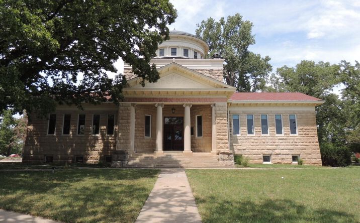 Pictures of Office property located at 1220 C of E Drive, Emporia, KS 66801 for sales - image #1
