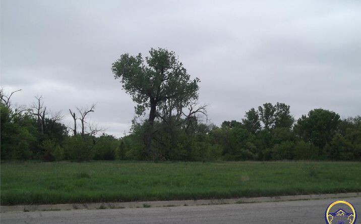Pictures of Land property located at W 6th St, Emporia, KS 66801 for sales - image #1