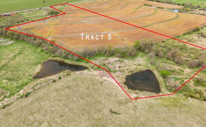 Pictures of Land property located at 7500 SW Davis RD, Auburn, KS 66402 for sales - image #1
