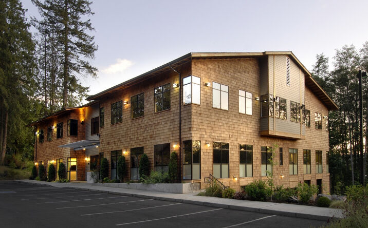 Pictures of Office, Business for Sale property located at 19500 10th Ave NE, Poulsbo, WA 98370 for sales - image #1