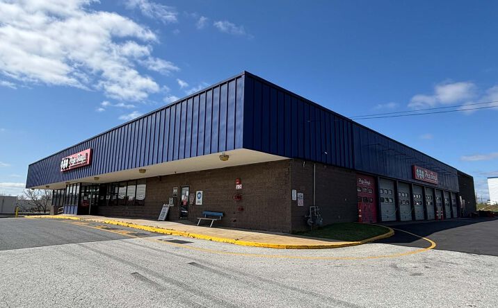 Pictures of Retail property located at 2080 Lincoln Hwy E, Lancaster, PA 17602 for sales - image #1